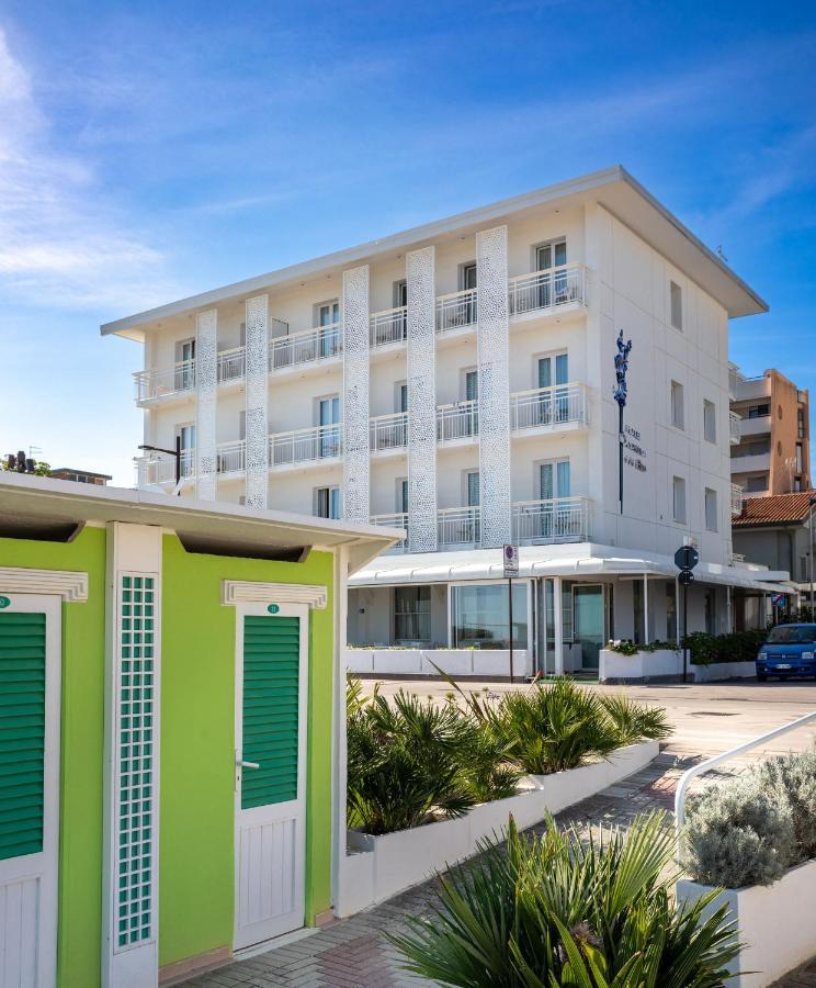 Hb Hotels Orchidea Blu Rimini Eksteriør billede