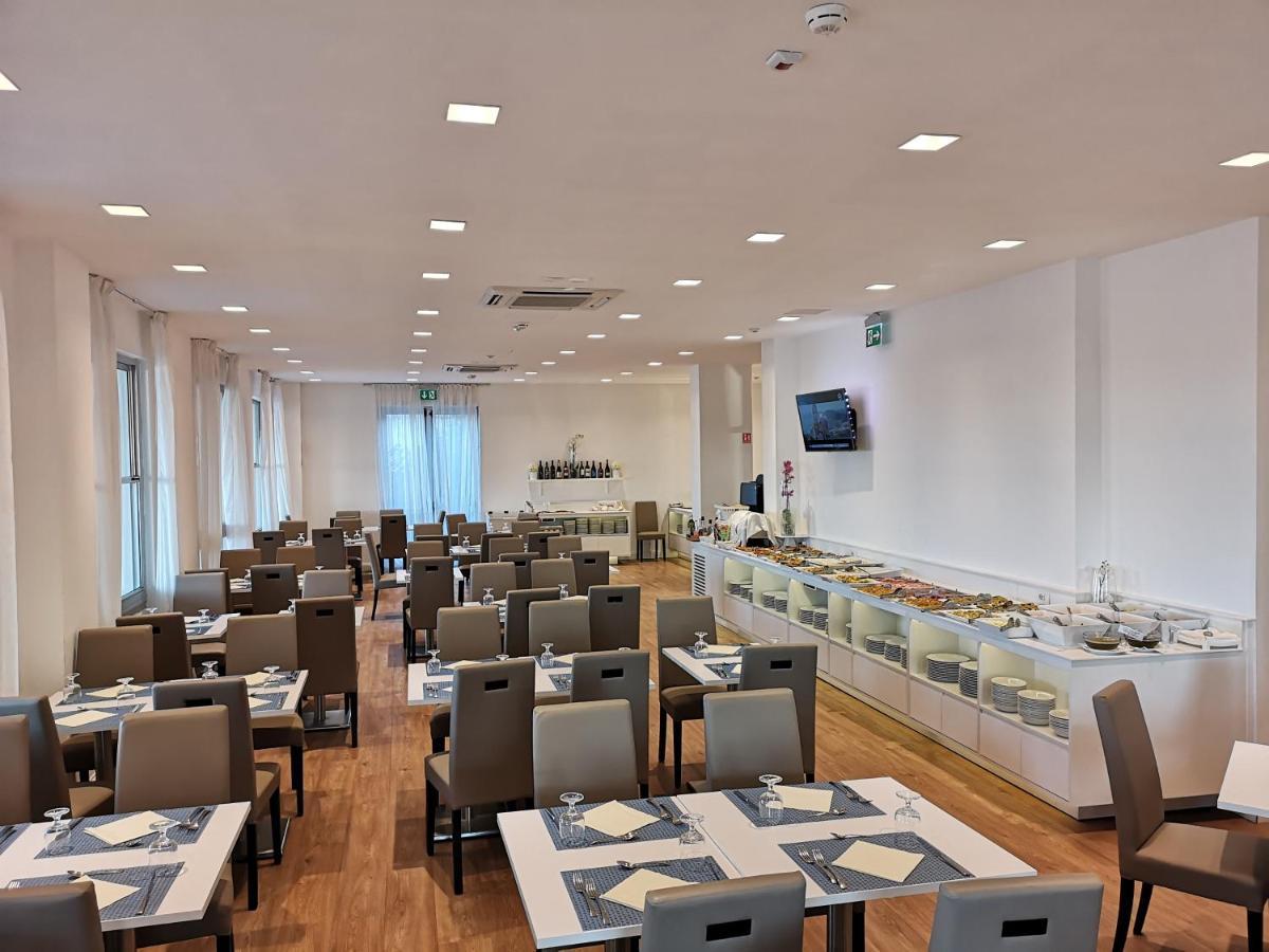 Hb Hotels Orchidea Blu Rimini Eksteriør billede