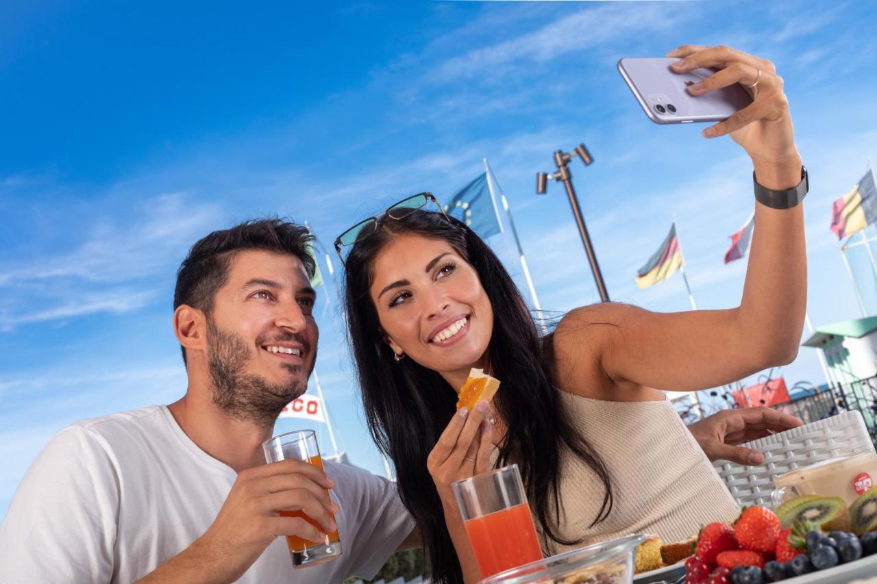 Hb Hotels Orchidea Blu Rimini Eksteriør billede