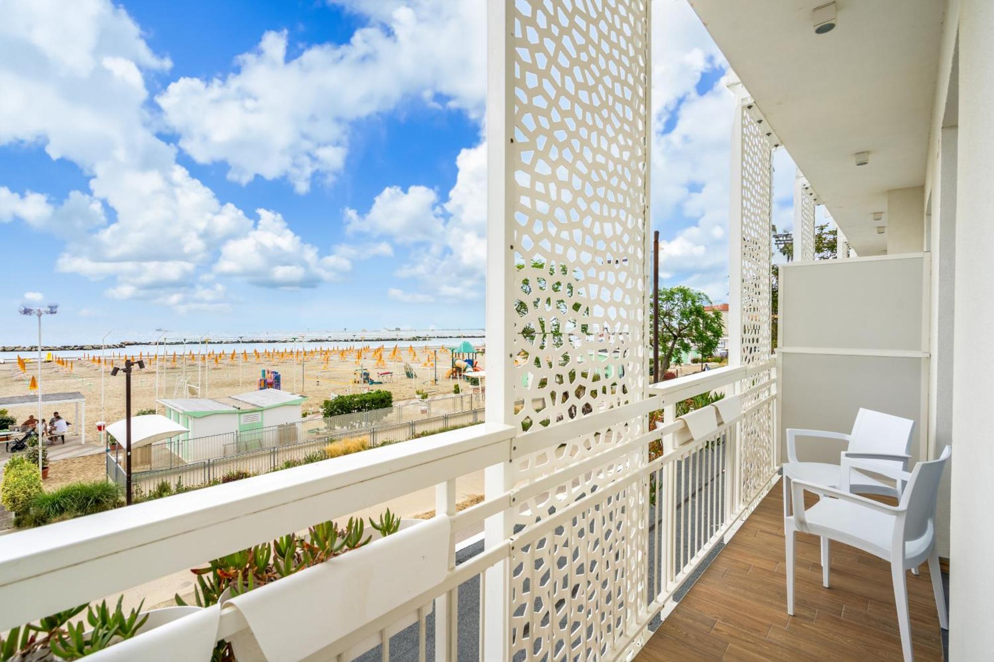 Hb Hotels Orchidea Blu Rimini Eksteriør billede